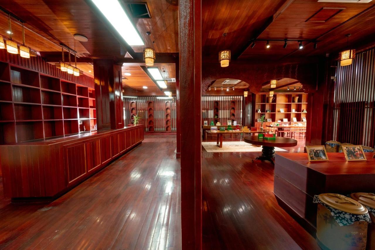 36Manor International Sport Hotel Vientiane Eksteriør billede