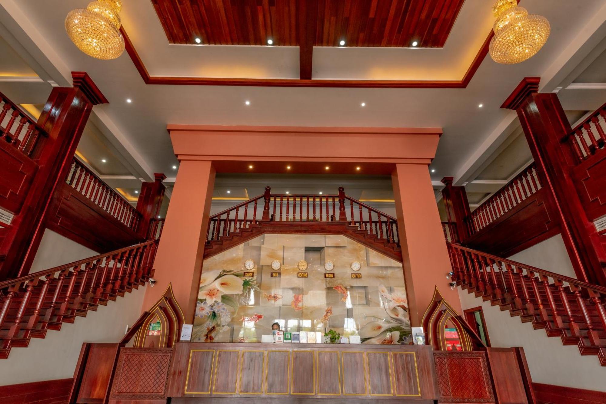 36Manor International Sport Hotel Vientiane Eksteriør billede