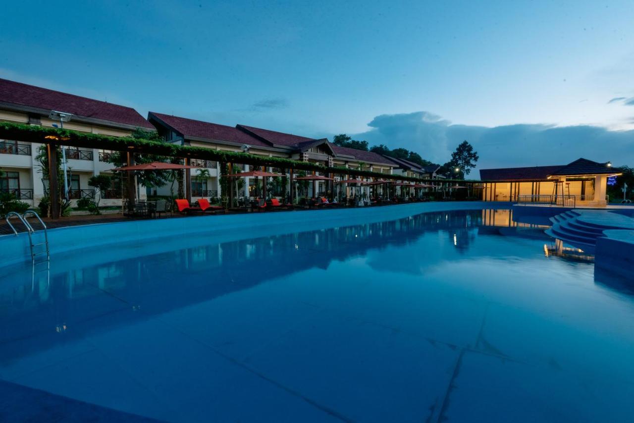 36Manor International Sport Hotel Vientiane Eksteriør billede